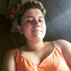 Meet your Posher, Steph